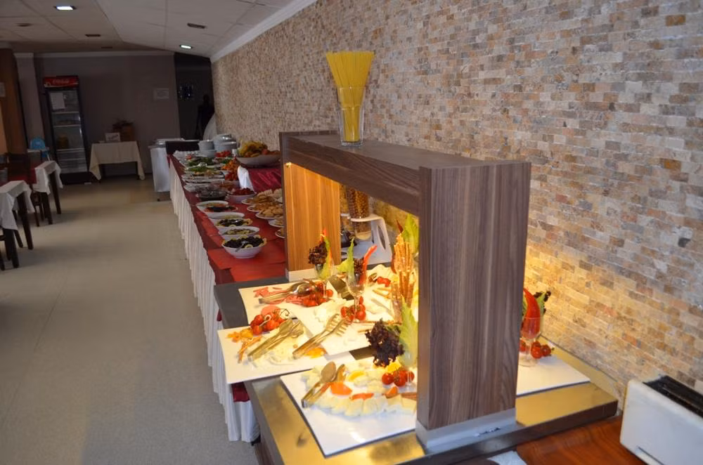 Ayvalık Palas Hotel — 8