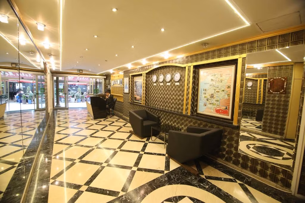 Aykut Palace Hotel — 3