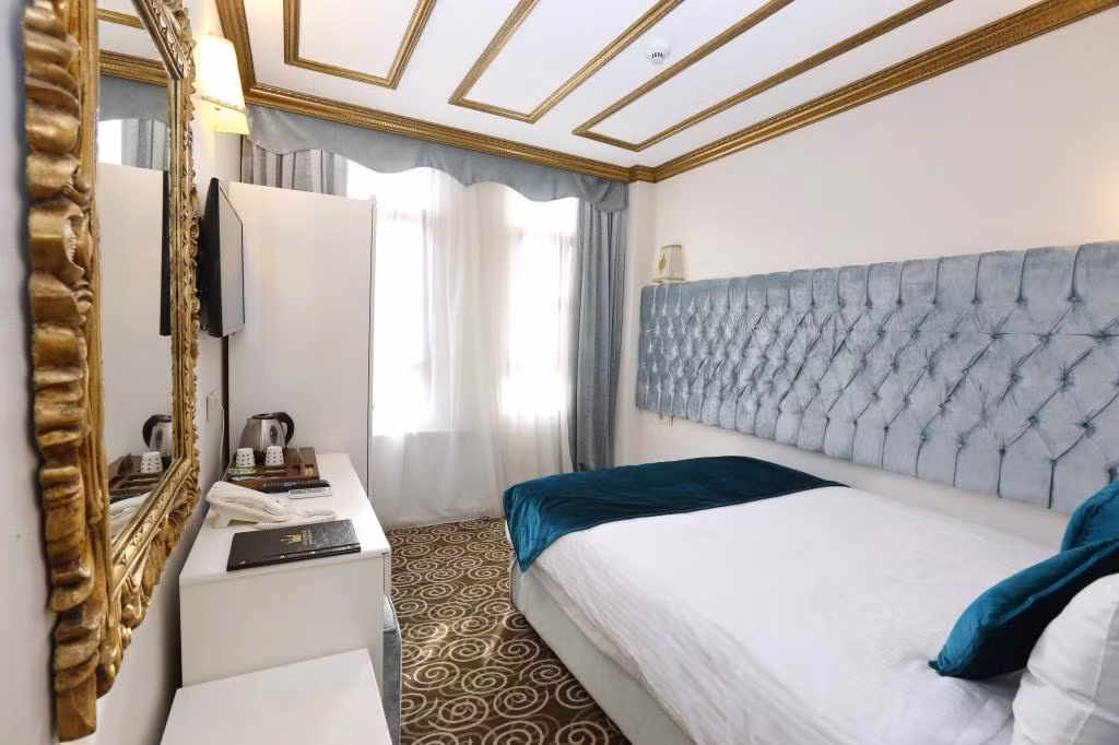 Diamond Royal Hotel — 9