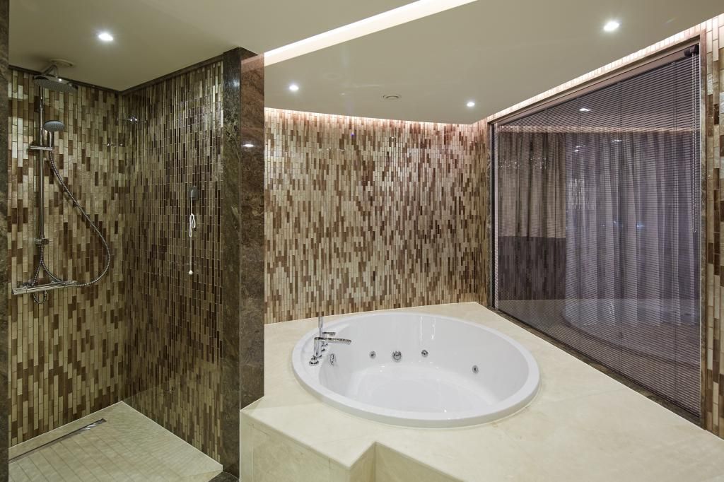 Pullman Istanbul Hotel & Convention Center — 6