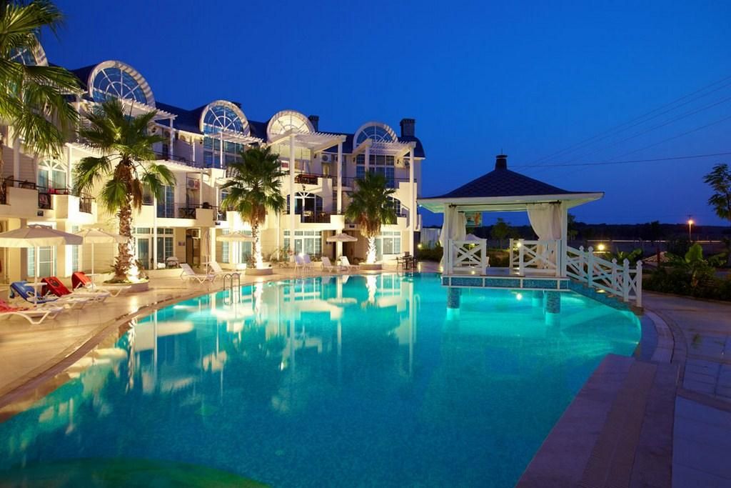 Seahorse Deluxe Hotel