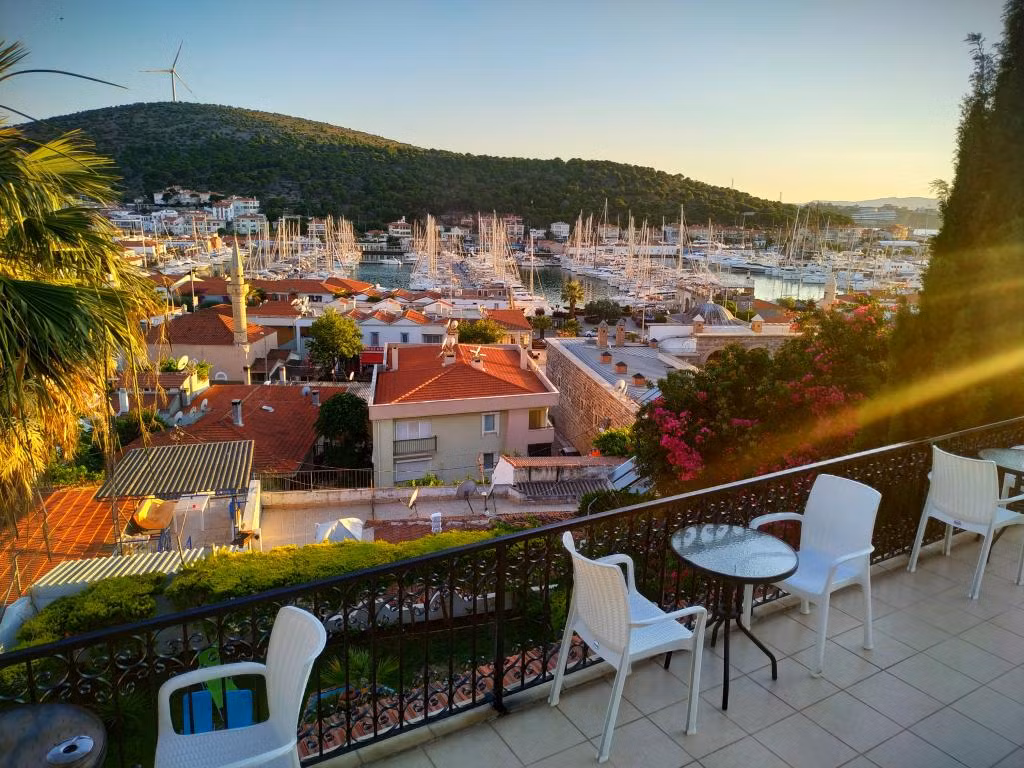 Yalçın Hotel Çeşme — 3