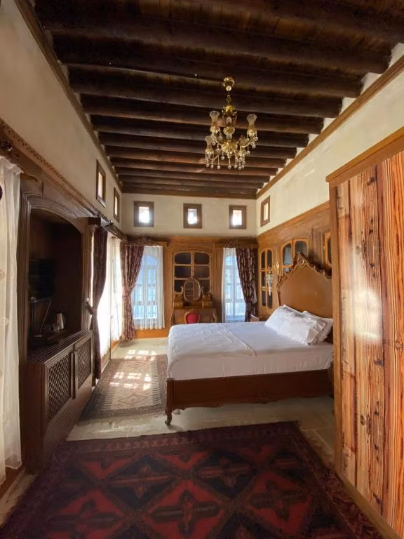 Kasrı Canan Otel — 9