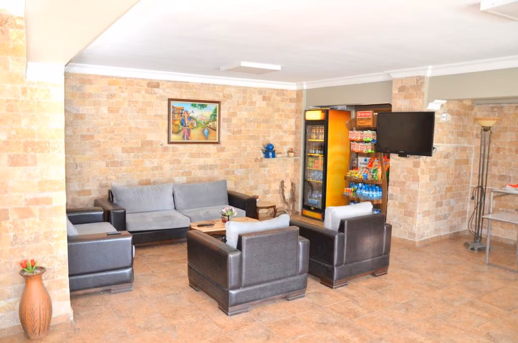 Elit Hotel Saray — 6