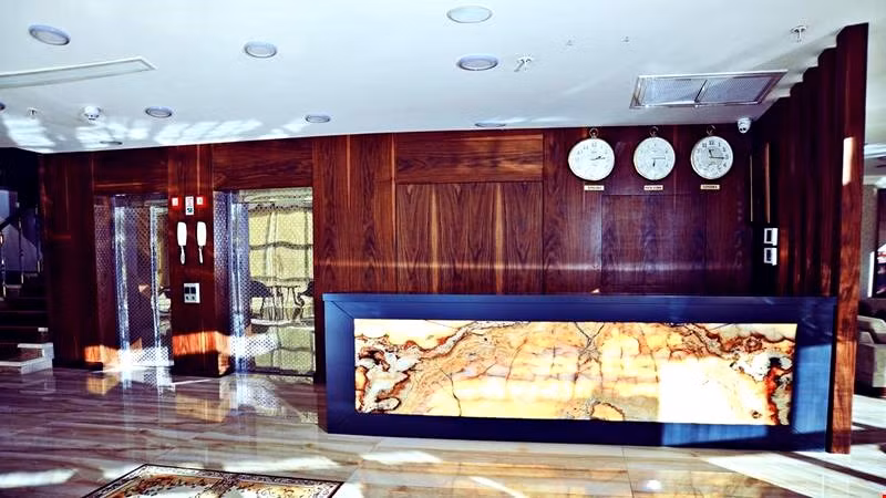 Asuris Hotel — 2