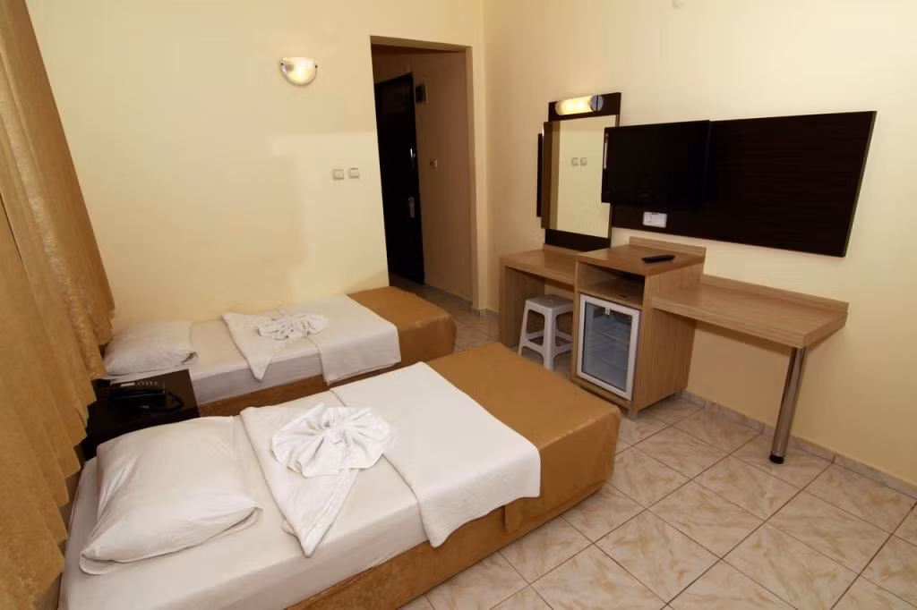 Kleopatra Bavyera Hotel — 4