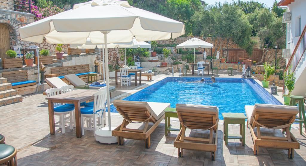 Sunset Villa Hotel — 2