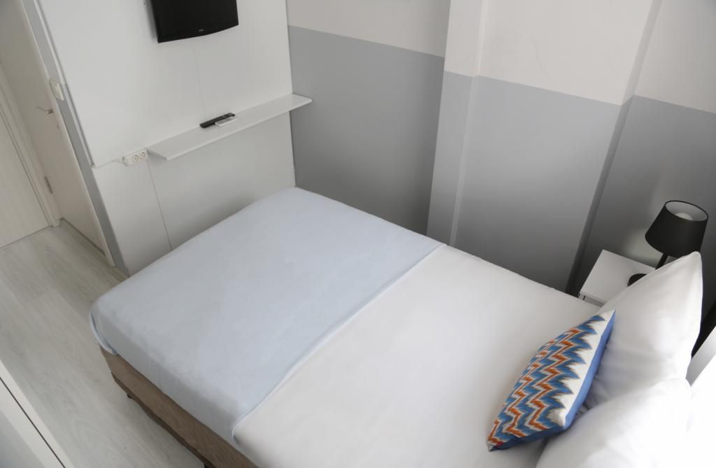 Bayer Hotel — 7