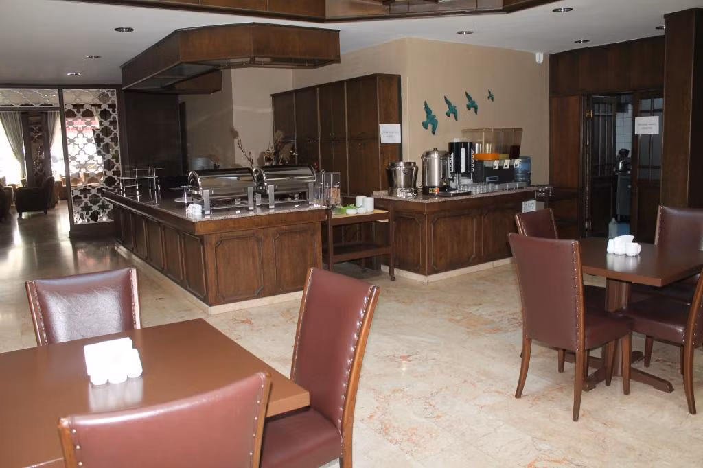 Rest Hotel — 3