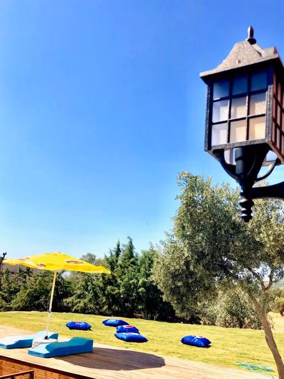 Victoria Hotel & Lounge Foça — 9