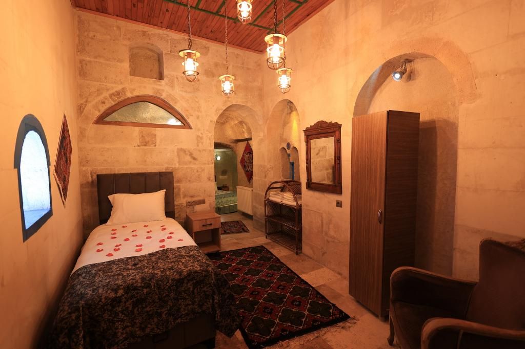 Pacha Cave Hotel — 2