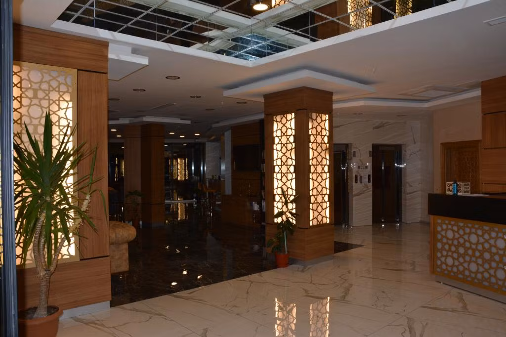Winter City Hotel — 5
