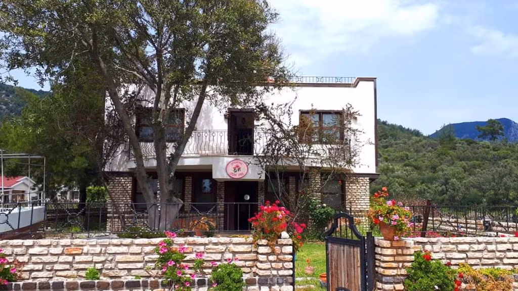 Çökertme Butik Otel — 9