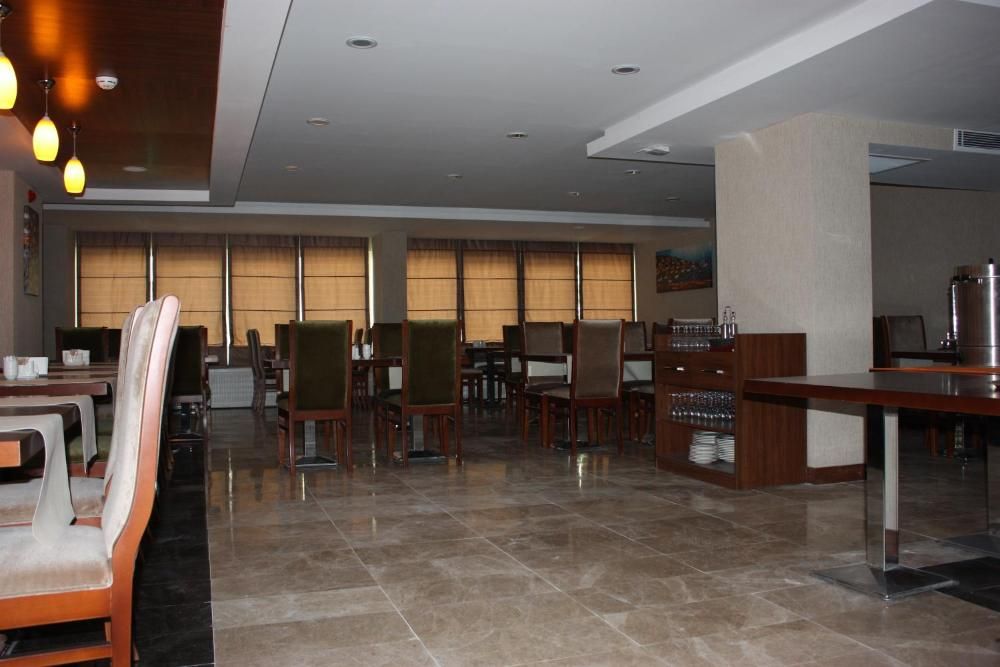Norton Hotel — 6