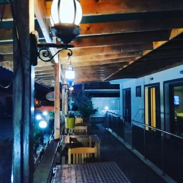Lal s Otel Urla — 5