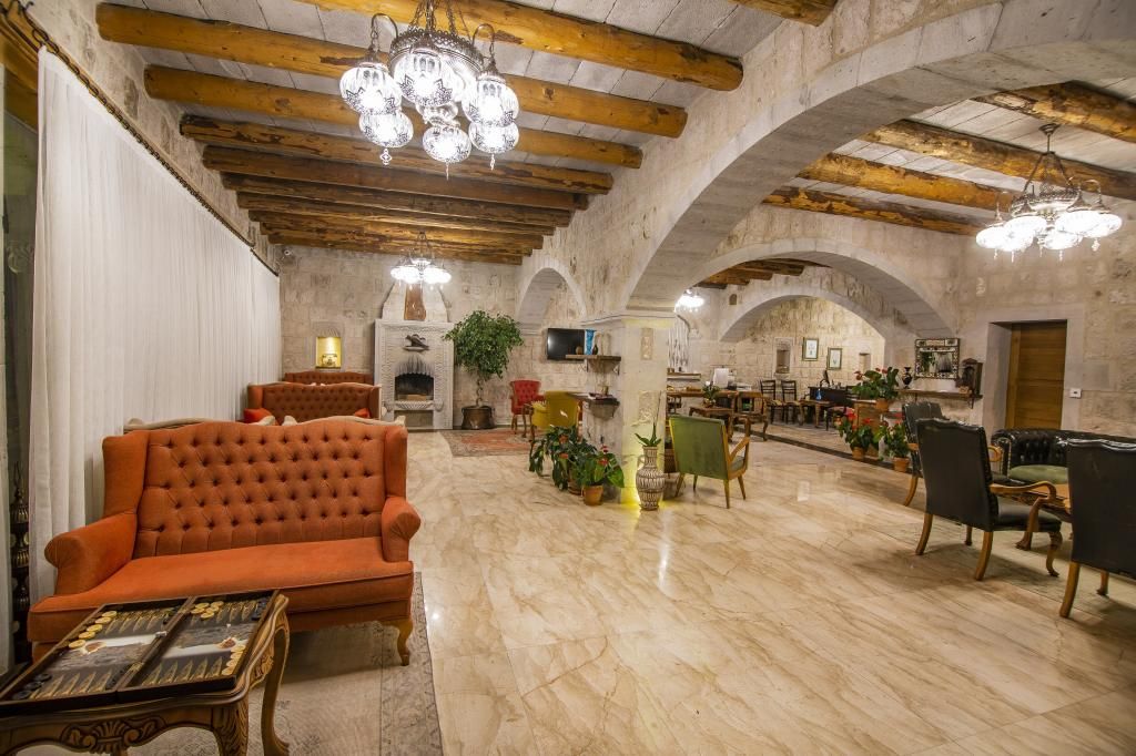 Hera Cave Suites — 5