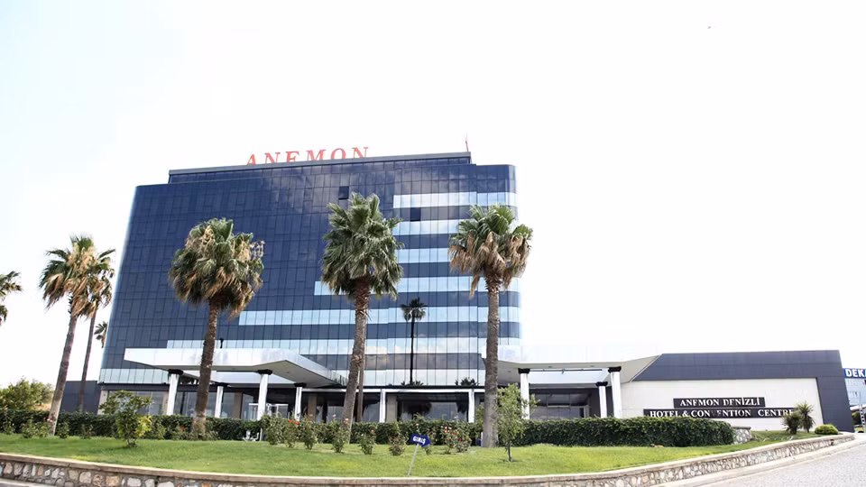 Anemon Grand Denizli Otel — 2