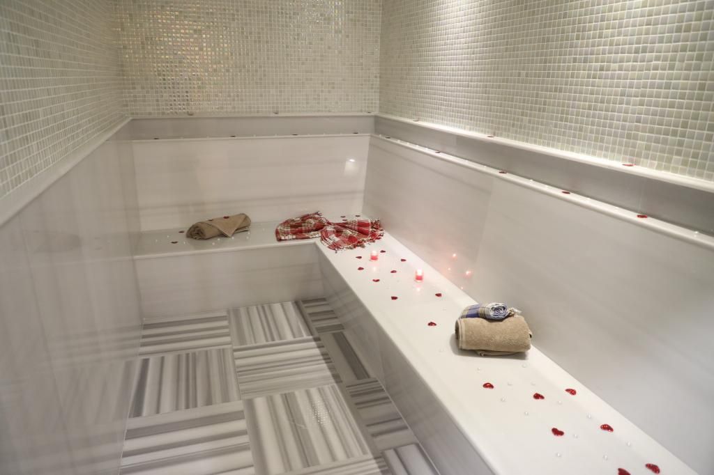 New Garden Hotel — 4