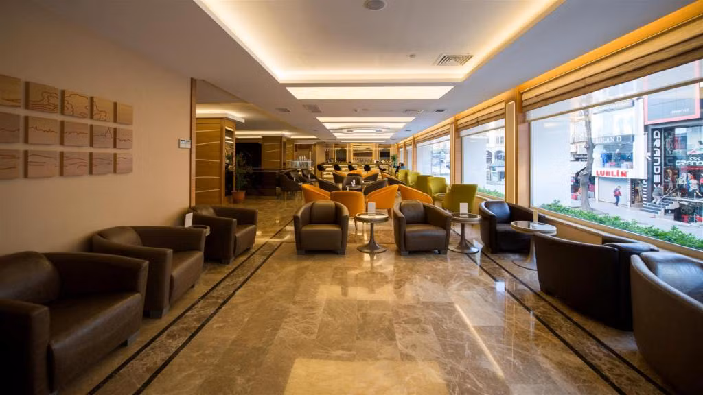 Prestige Hotel Old City — 9