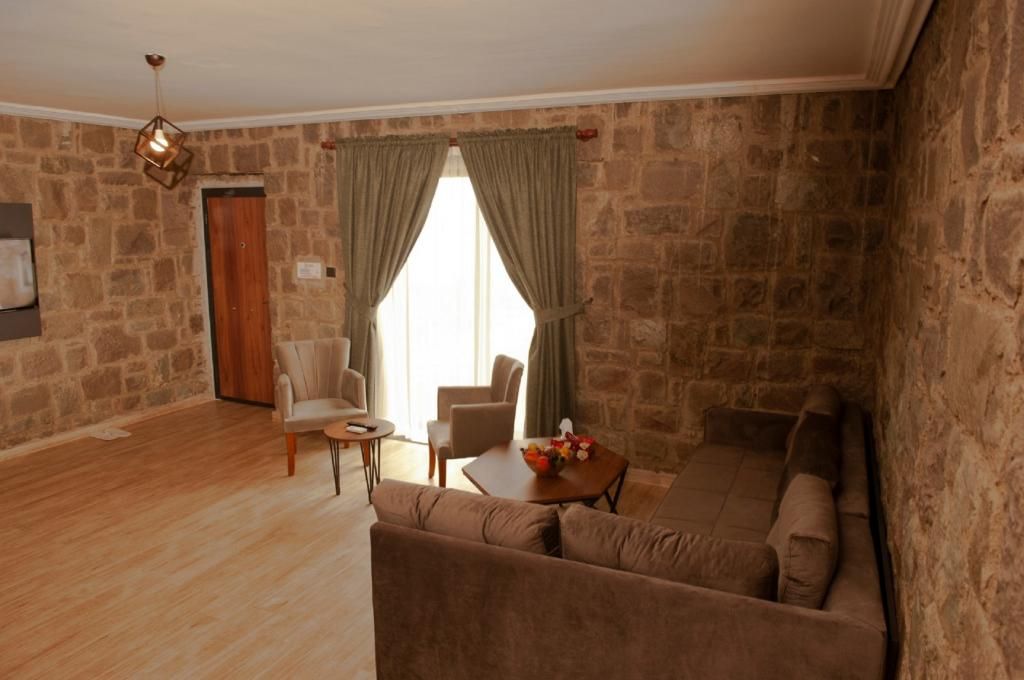Royal Villa — 6