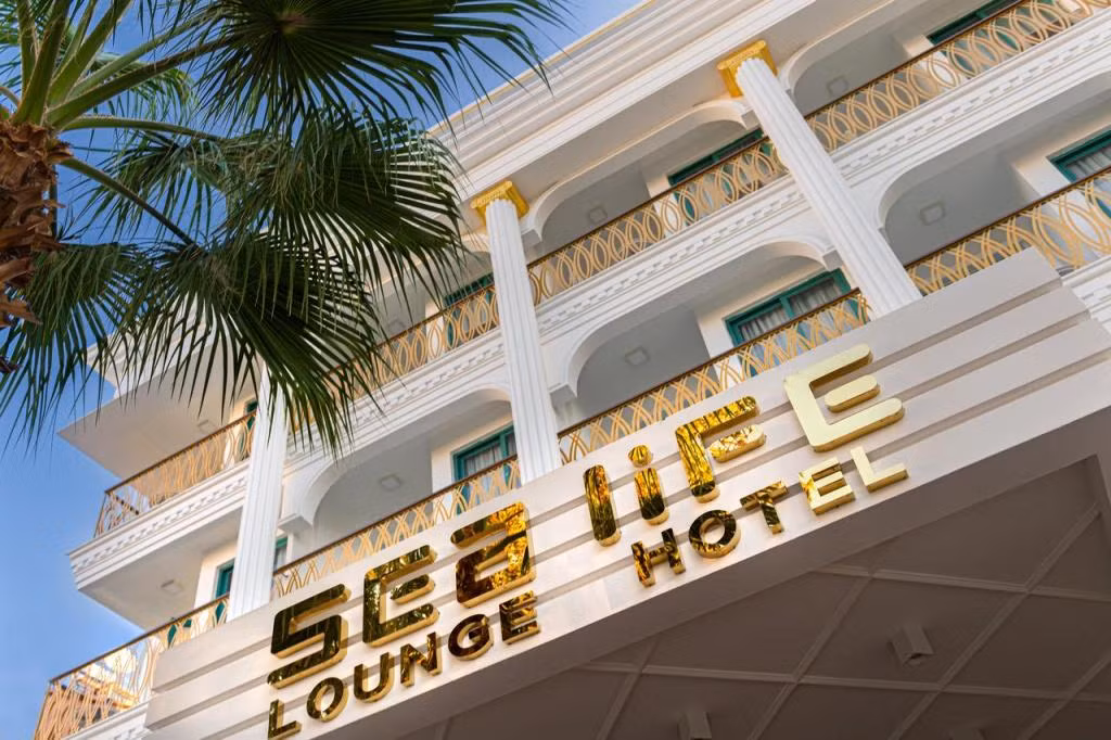 Sealife Lounge Hotel - Adult Only — 3
