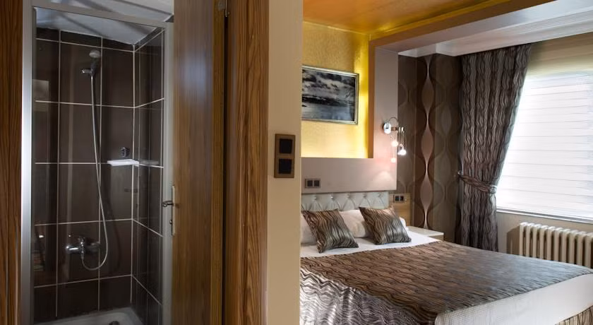 Şirin Hotel Kadıköy — 9
