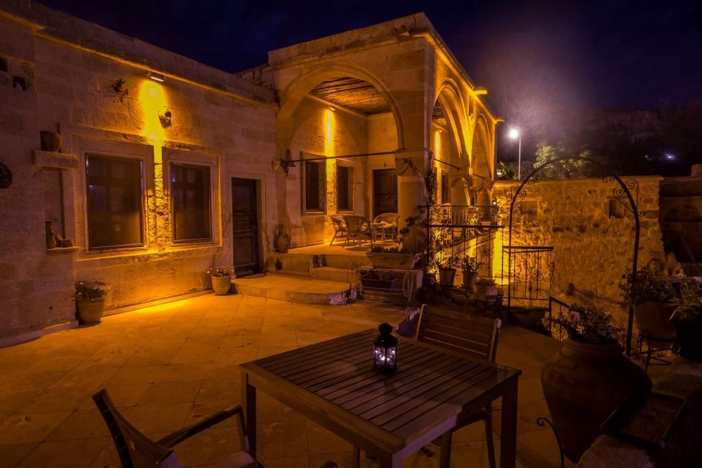 Assiana Cave House — 9
