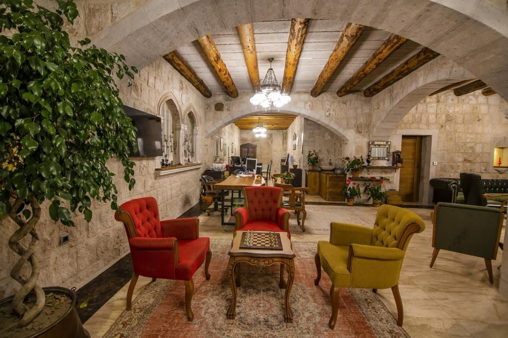 Hera Cave Suites — 7