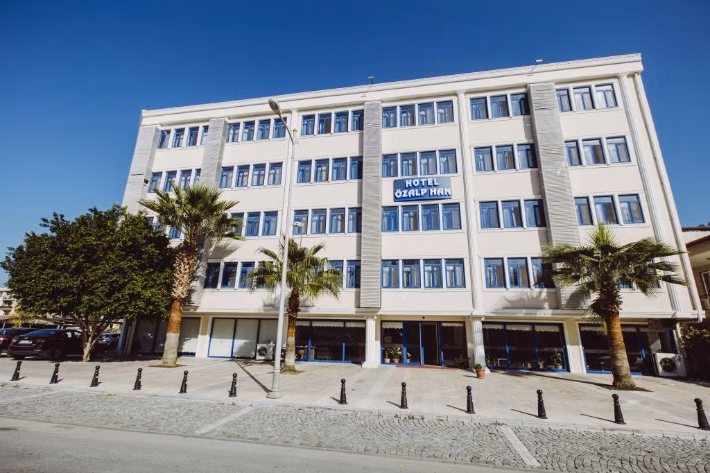 Özalp Han Hotel — 5