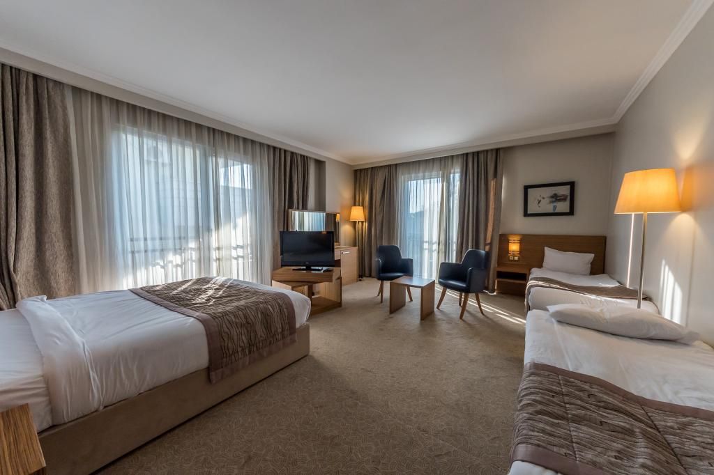 Hotel Almina Park — 7