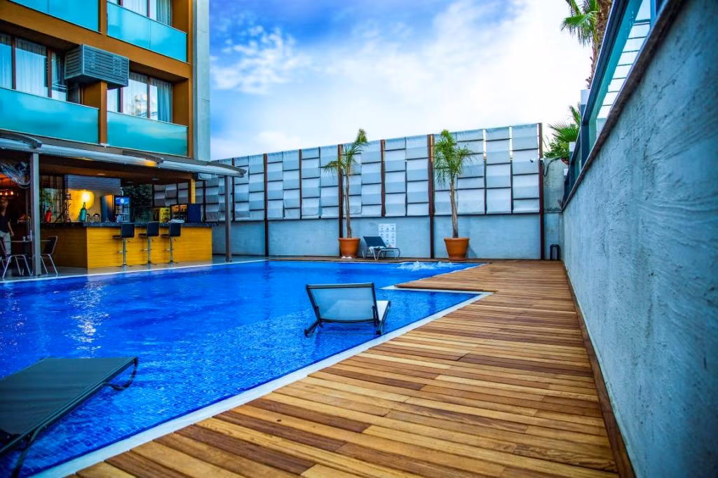 Laren Family Boutique Hotel — 3