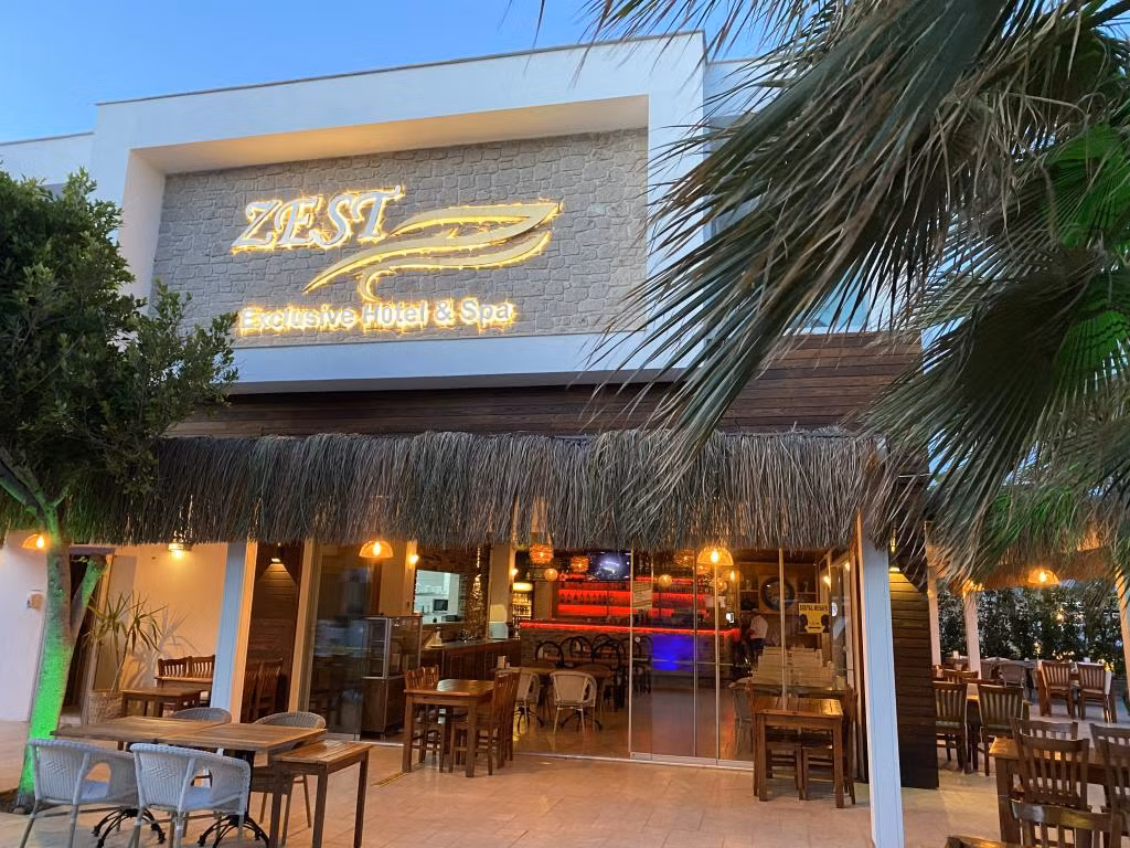 Zest Exclusive Hotel & Spa — 9