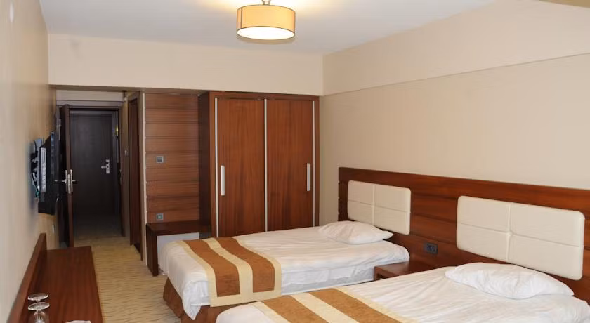 ÇamlıÇeşme Otel & Garden — 3