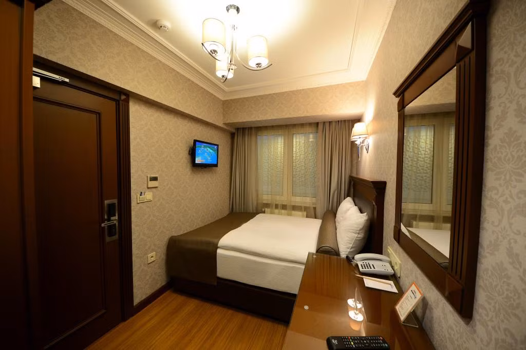 Grand Bazaar Hotel — 7