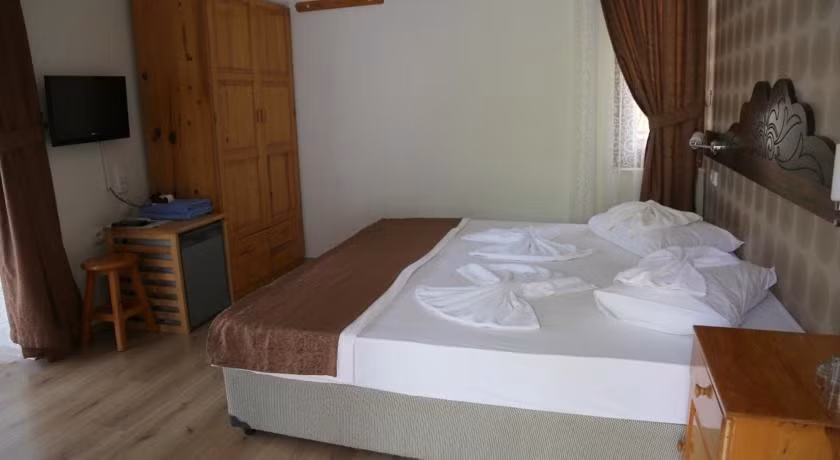 Arkadaş Otel — 6