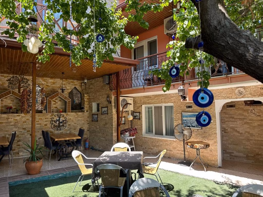 Sinter Terasse House Hotel — 4