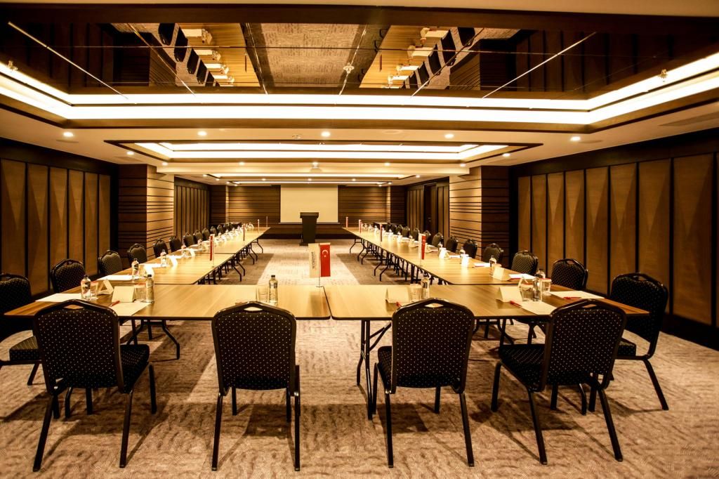 Ramada By Wyndham Isparta Hotel — 9