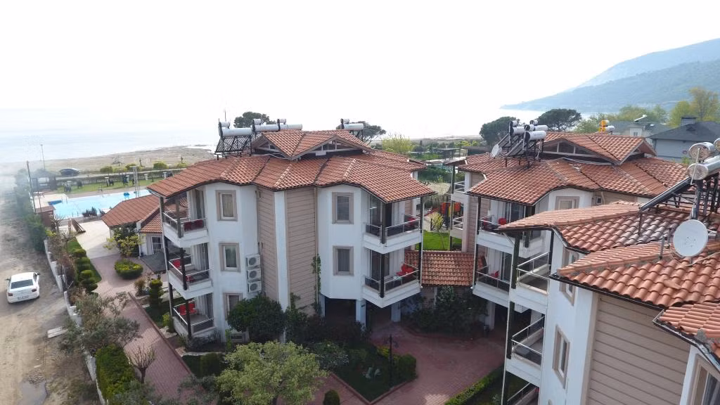Aloria Garden Hotel — 3