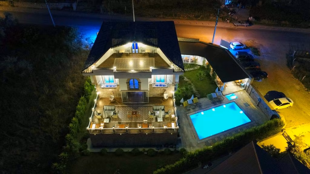 Cunda Rota Otel — 9