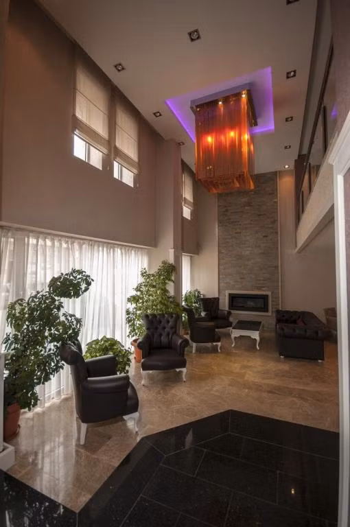 Saros Hotel — 5
