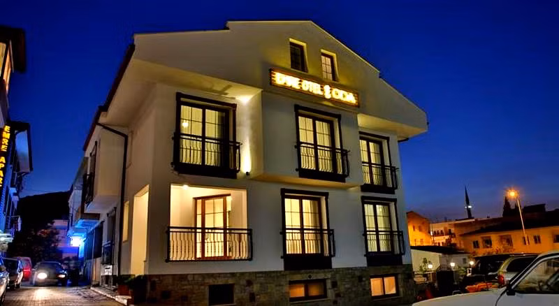 Emre Otel 10 Oda