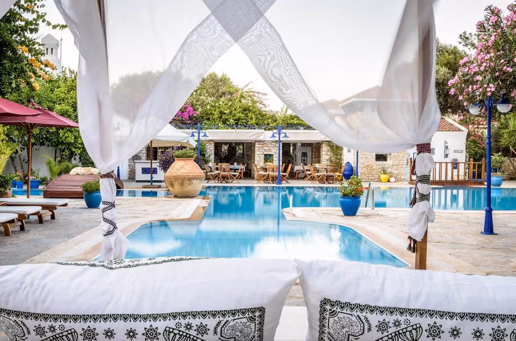 Marphe Hotel Süit ve Villaları — 3