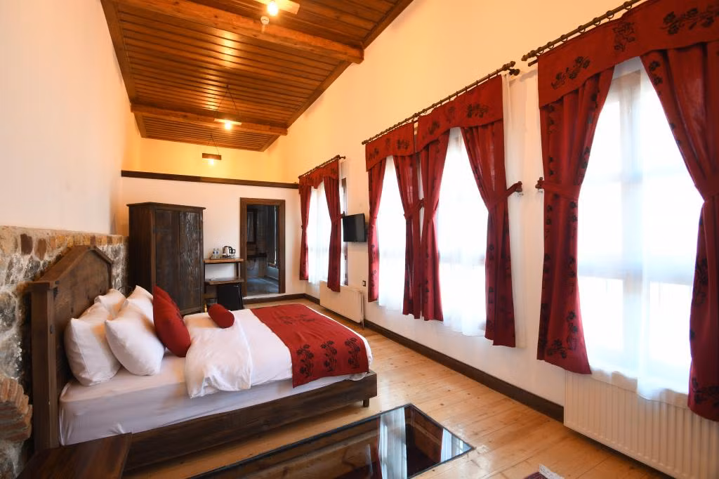 Yazmacılar Hanı Butik Otel — 4
