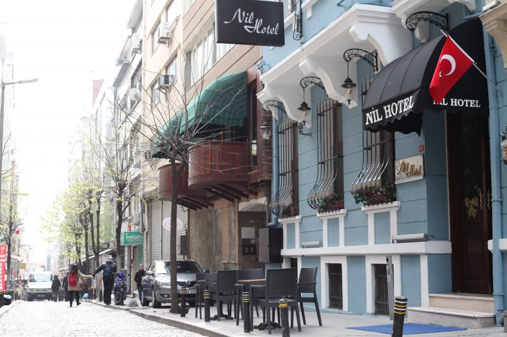 Nil Hotel