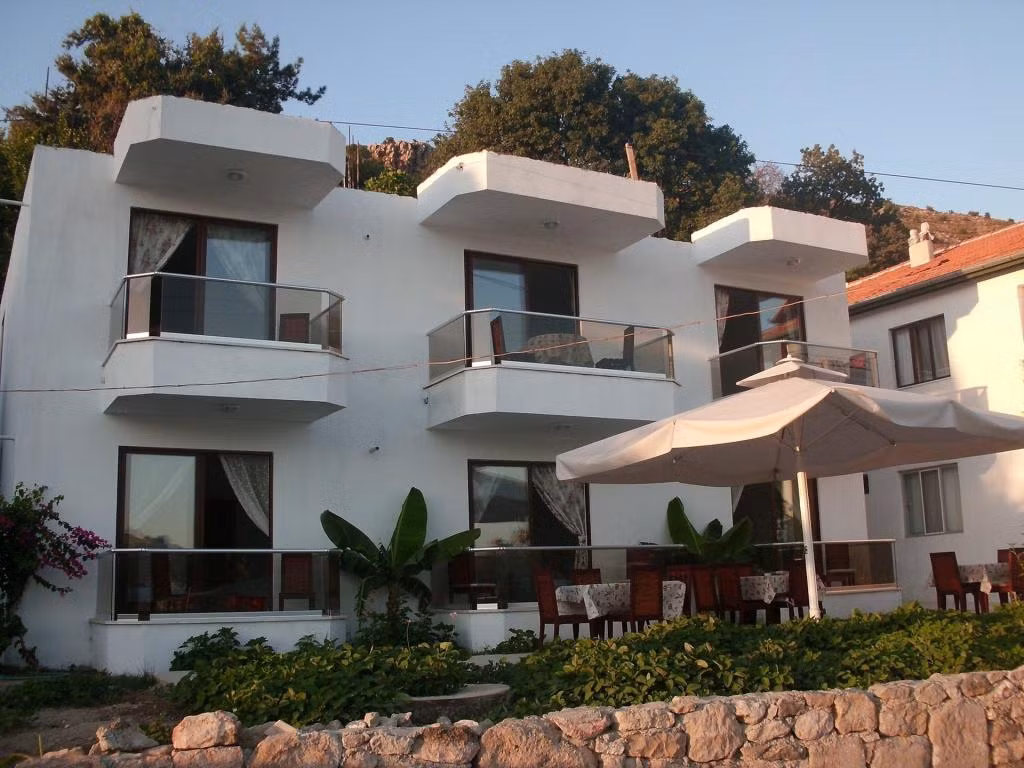 Dinç Otel Bozburun — 5