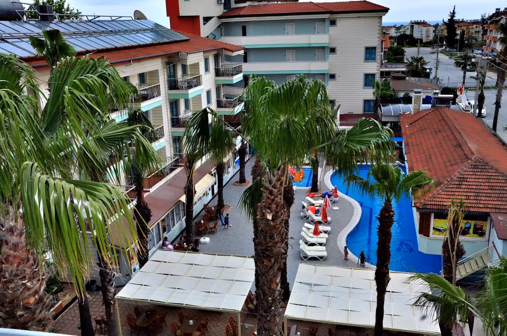 Çınar Family Suite Hotel — 9