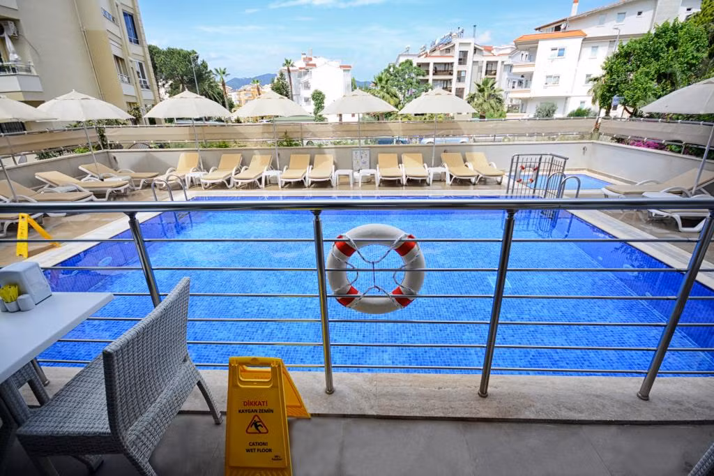 City Hotel Marmaris — 3