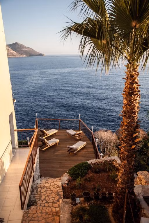 Sunset Villa Hotel — 4