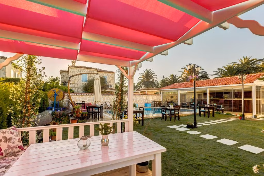 Bella Pietra Butik Hotel — 8