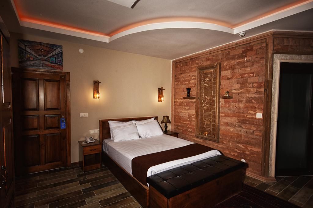 El Nazar Stone Suites — 7